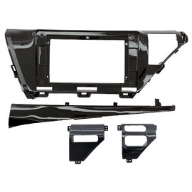 Рамка RM-1050/1053 под магнитолу 10 дюймов для Toyota Camry XV70 2017-2021 (левый руль)