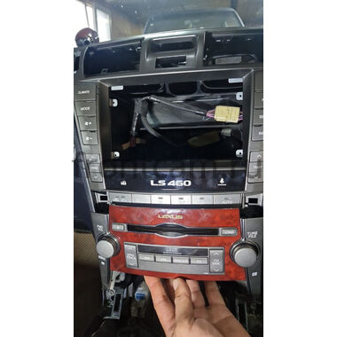 Рамка RM-9-2647 под магнитолу 9 дюймов для Lexus LS 460, LS 600h 2006-2012 (Тип В)