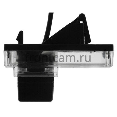 Камера 4 LED 140 градусов cam-004 для Toyota LC-100 (03-07), LC-200 (12+), Prado 120 (02-09) с запаской под днищем