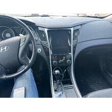 Canbox M-Line 5620 (Tesla style) 9.7 дюймов 2/32 на Android 10 (4G-SIM, DSP, QLed)