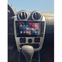 Рамка RM-9181 под магнитолу 9 дюймов для Renault Logan, Sandero 2009-2015 / Lada Largus 2012-2021